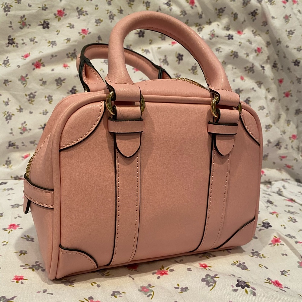 Forever 21 l Mini Pocketbook l Pink